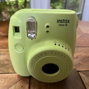 Fujifilm Instax mini 8